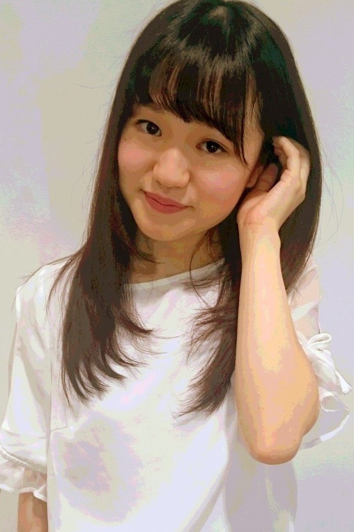 黒髪さらさらストレート